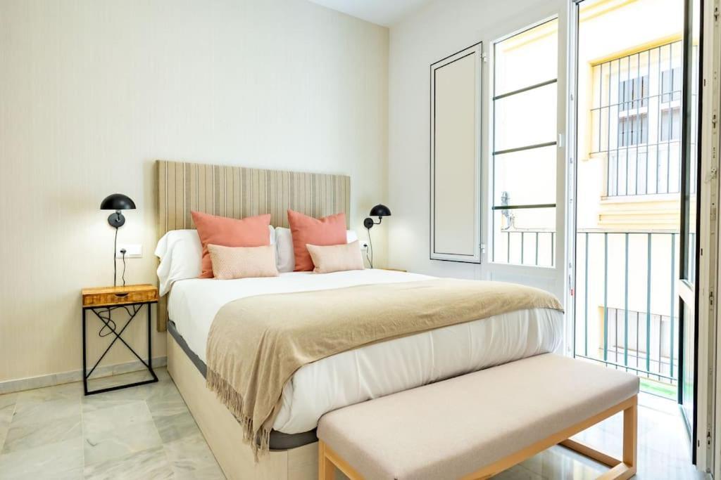 Conde Ibarra Deluxe By Valcambre Apartment Seville Exterior photo
